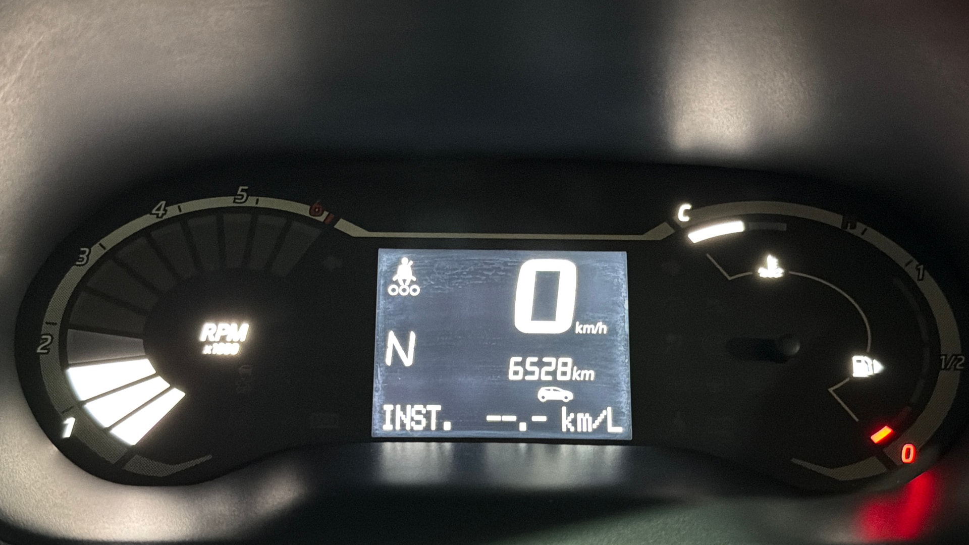 Used 2024 Nissan Magnite Used 2024 Nissan Magnite