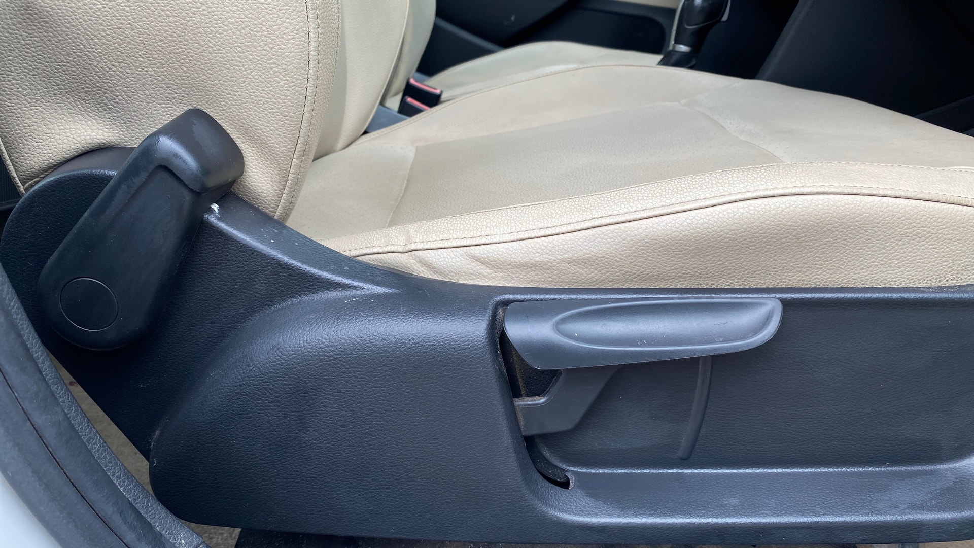 View 2019 Volkswagen Vento 1.2 L TSI Comfortline Petrol AT Image 12 Used 2019 Volkswagen Vento 1.2 L TSI Comfortline Petrol AT Image 12