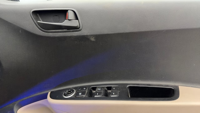 View Hyundai Grand i10 Image 33 Used Hyundai Grand i10 Image 33