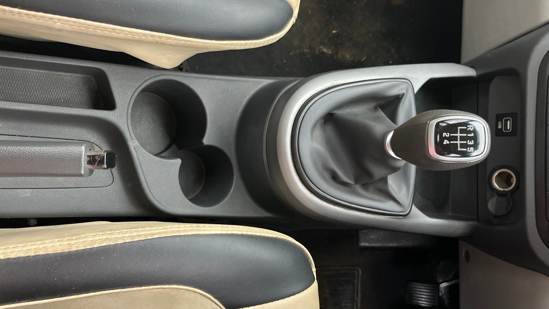 View 2021 Hyundai Grand i10 Nios Sportz Diesel Image 38 Used 2021 Hyundai Grand i10 Nios Sportz Diesel Image 38