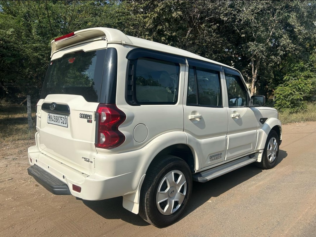 Scorpio image 3 Scorpio image 3