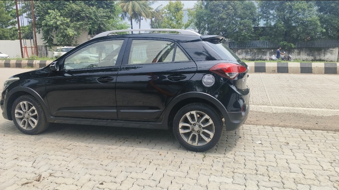 i20 Active image 2 i20 Active image 2