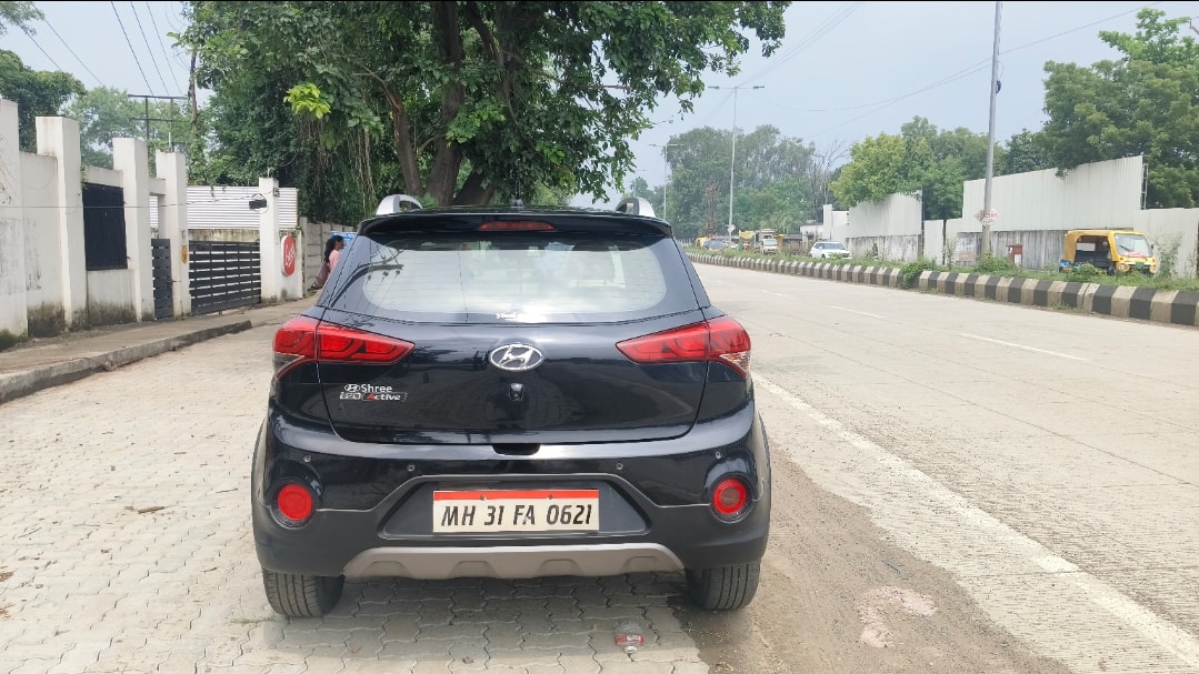 i20 Active image 4 i20 Active image 4