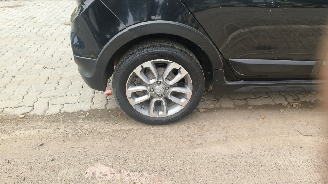 i20 Active image 9 i20 Active image 9