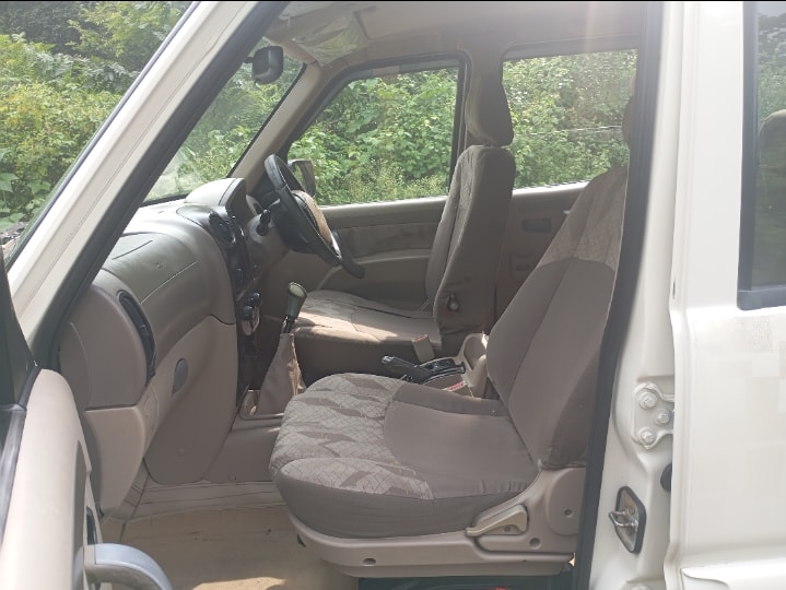 Scorpio image 16 Scorpio image 16