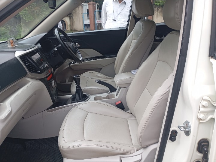 XUV300 image 16 XUV300 image 16