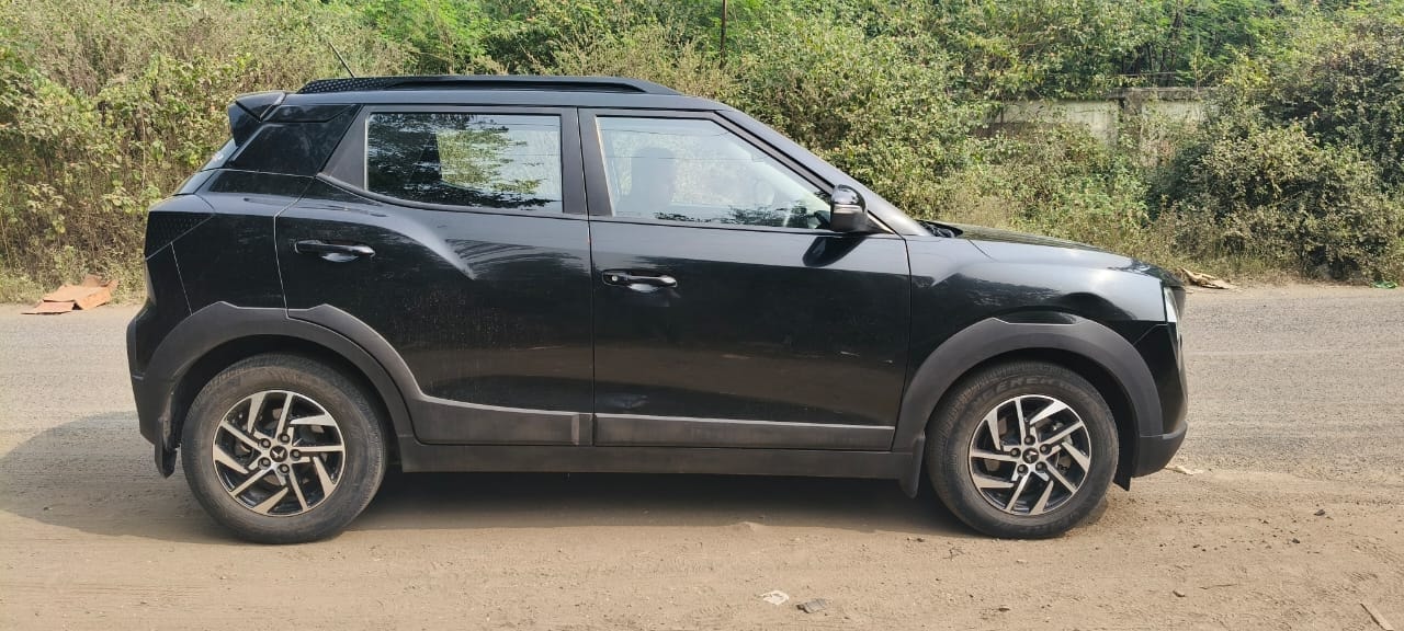 XUV 3XO image 2 XUV 3XO image 2