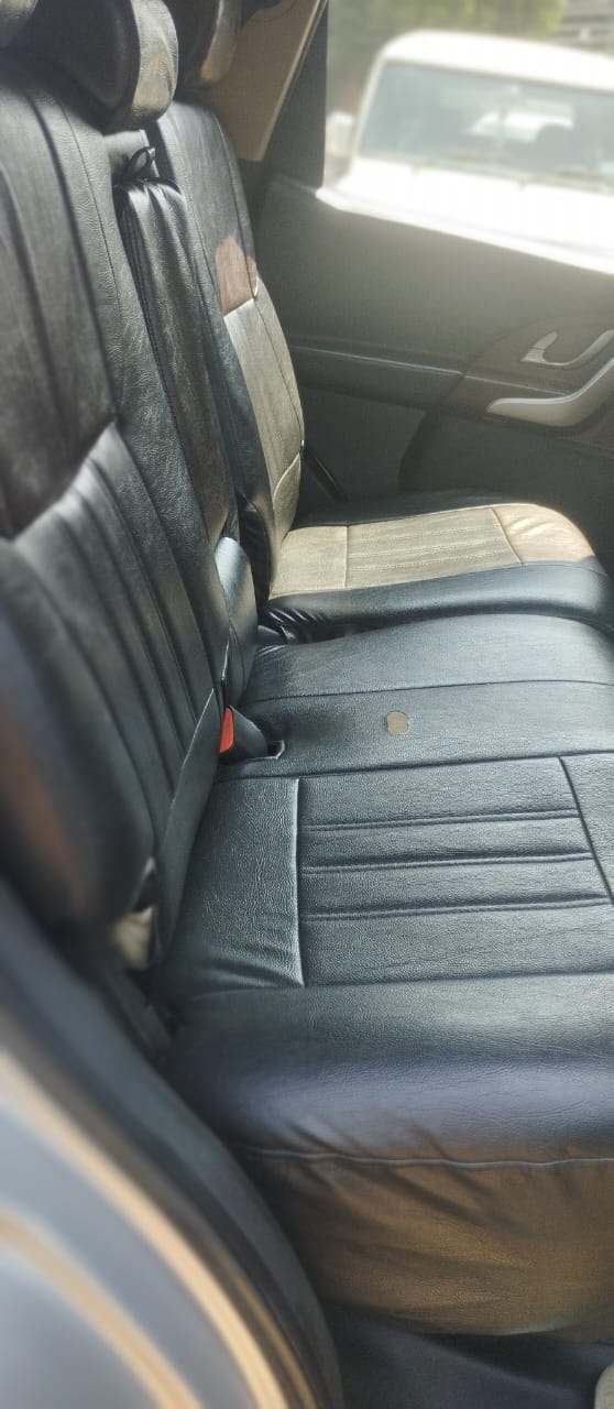 XUV500 image 15 XUV500 image 15