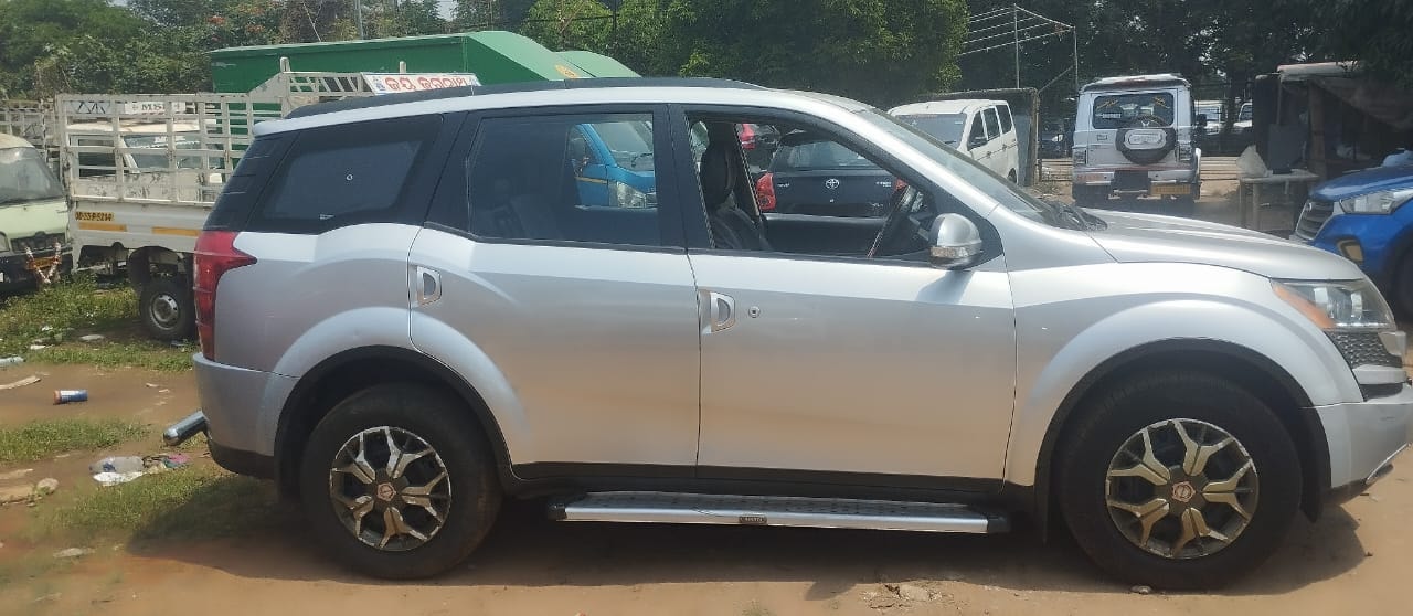 XUV500 image 6 XUV500 image 6