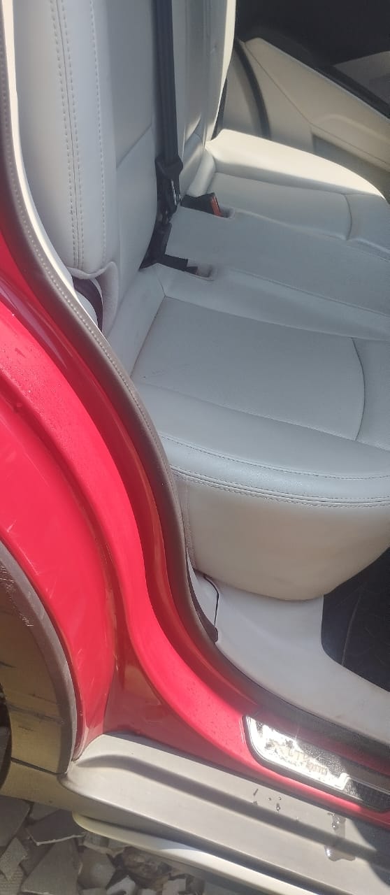 XUV300 image 17 XUV300 image 17