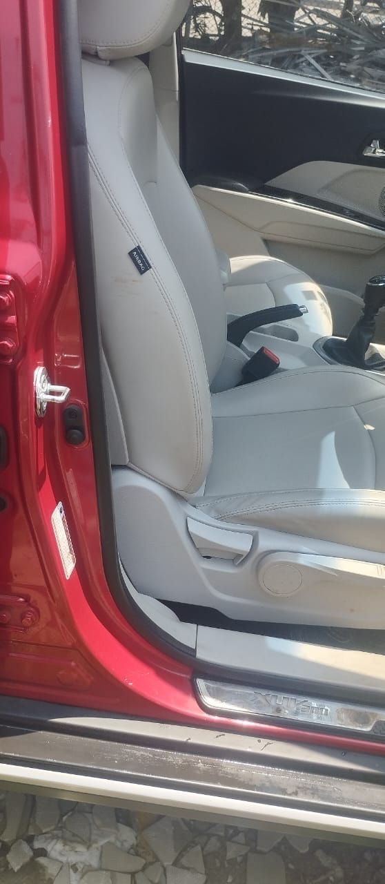 XUV300 image 14 XUV300 image 14