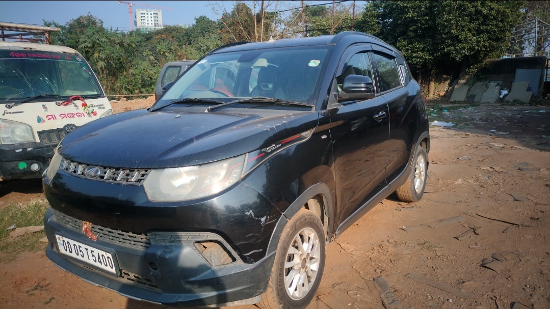 Used 2016 Mahindra KUV100 Used 2016 Mahindra KUV100