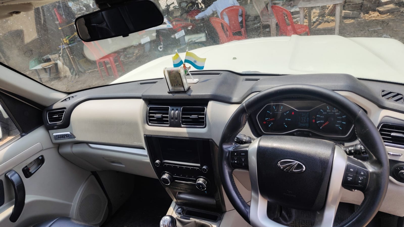 Scorpio image 12 Scorpio image 12