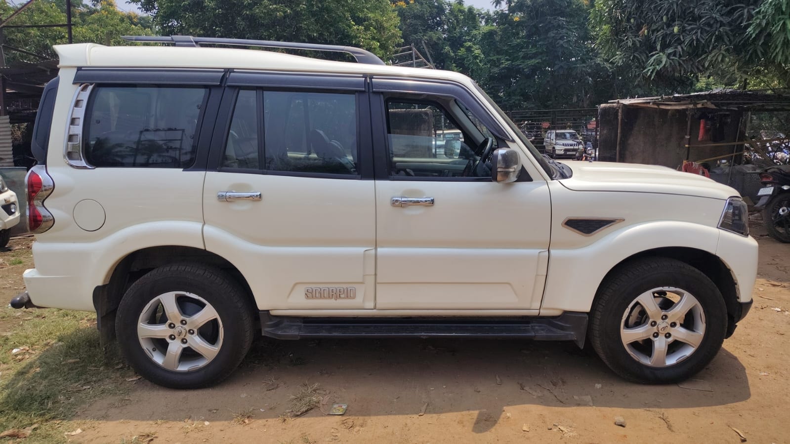 Scorpio image 6 Scorpio image 6