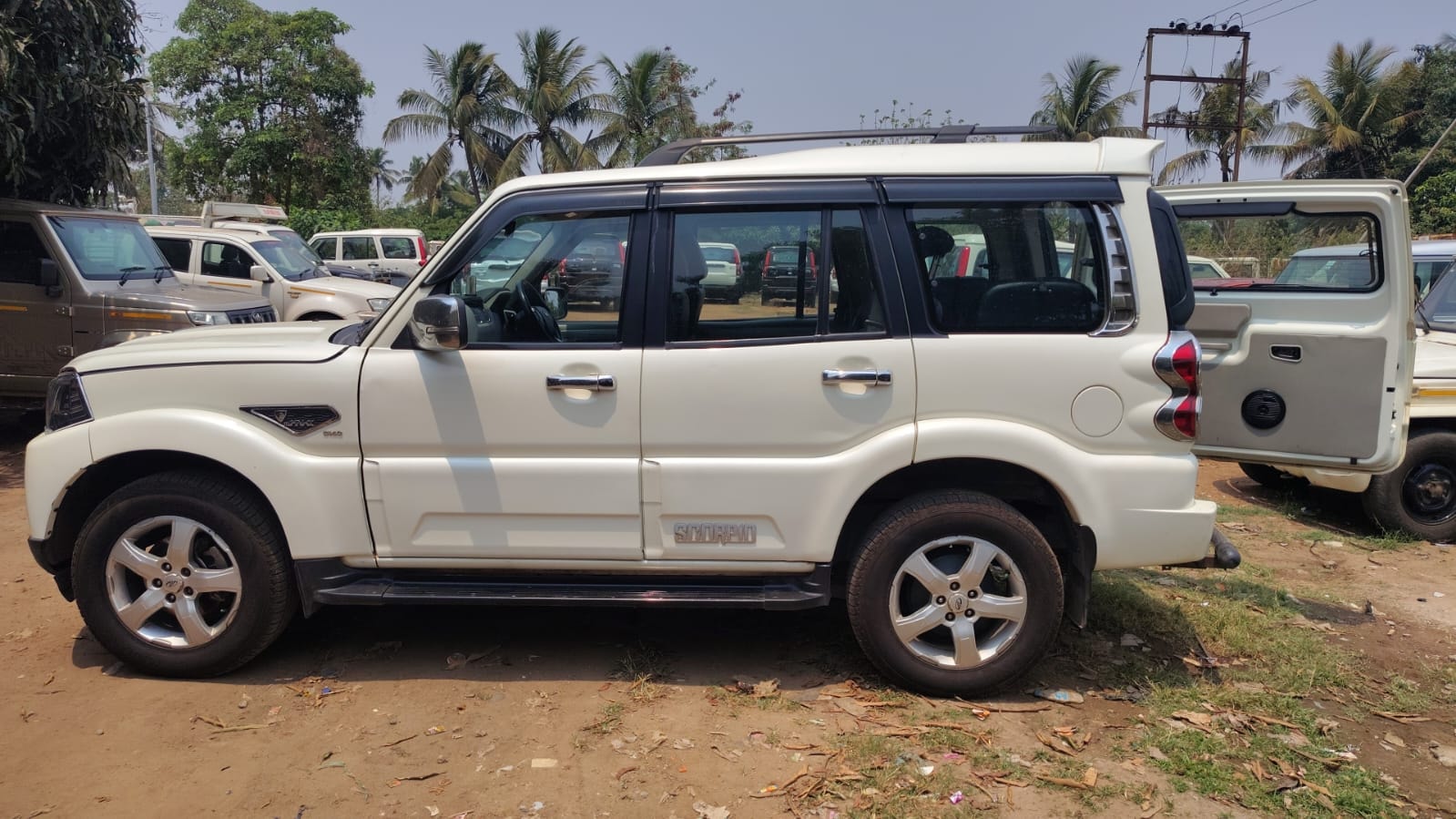 Scorpio image 10 Scorpio image 10