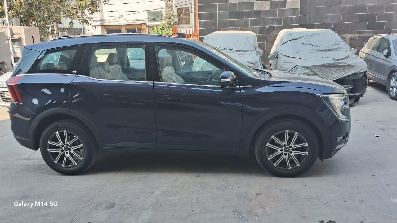 XUV700 image 6 XUV700 image 6