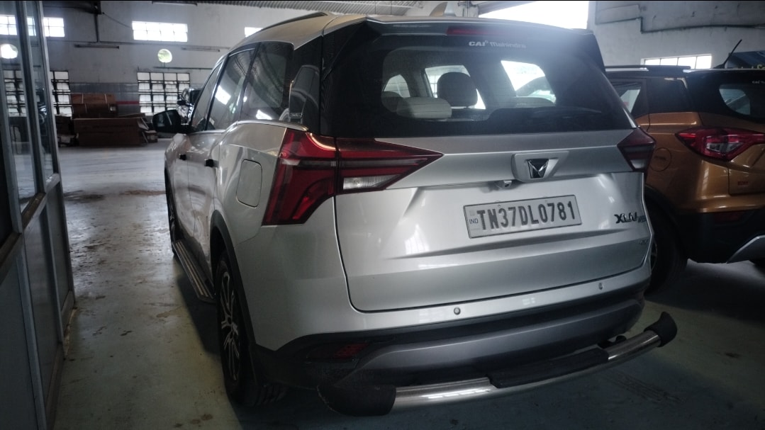 XUV700 image 3 XUV700 image 3