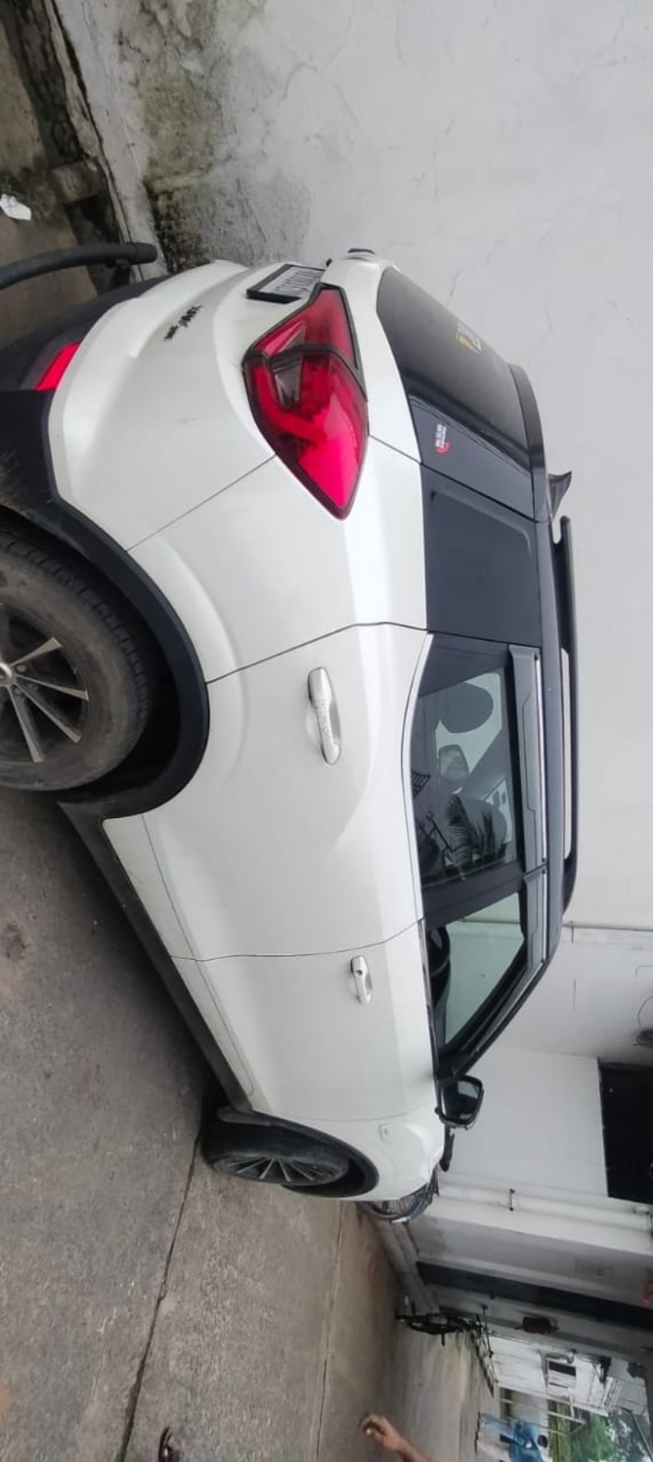 Used 2022 Mahindra XUV300 Used 2022 Mahindra XUV300