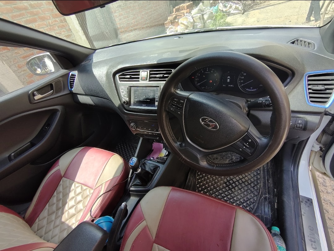 i20 Active image 8 i20 Active image 8