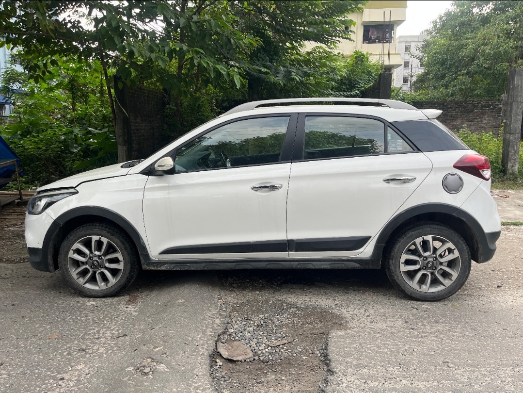 Used 2015 Hyundai i20 Active Used 2015 Hyundai i20 Active