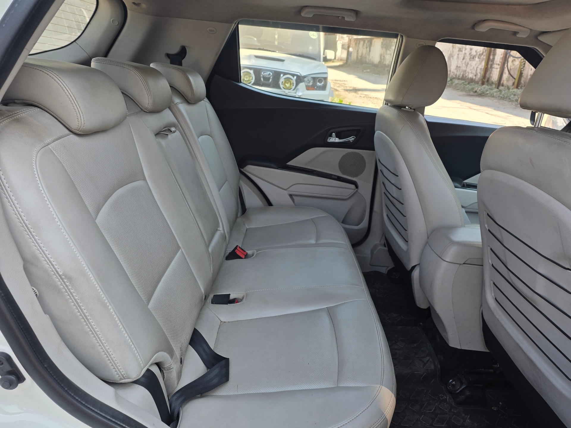 Used 2021 Mahindra XUV300 Used 2021 Mahindra XUV300