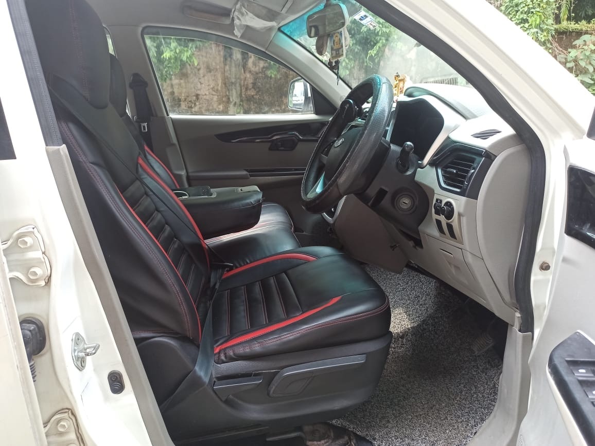 Used 2016 Mahindra KUV100 Used 2016 Mahindra KUV100