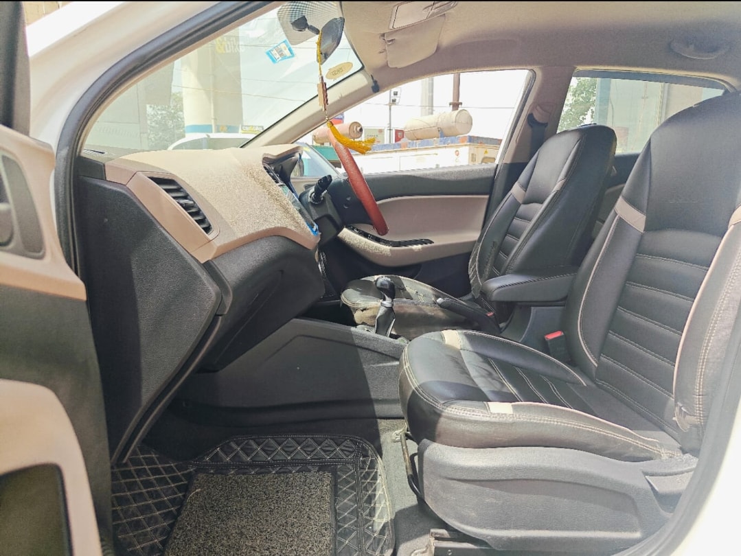 i20 Active image 14 i20 Active image 14