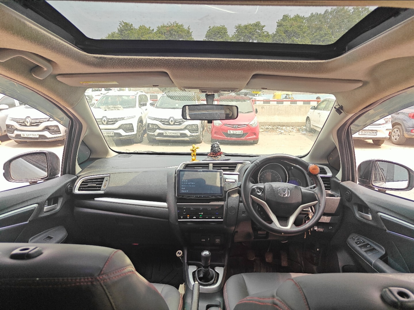 WR-V image 12 WR-V image 12