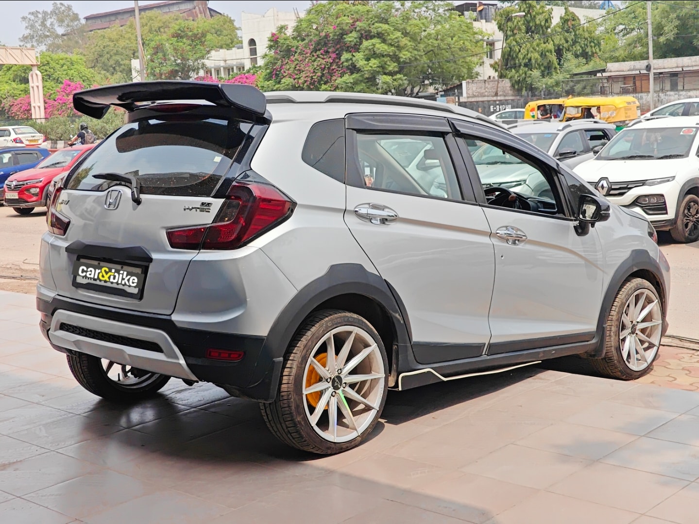 WR-V image 5 WR-V image 5