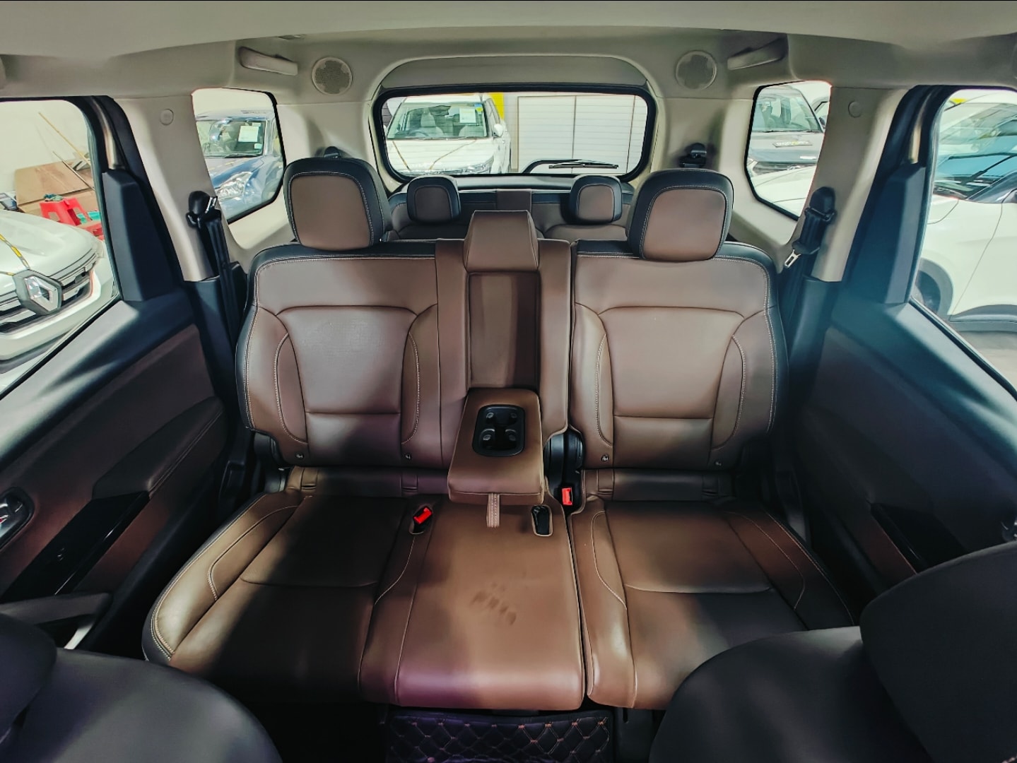 Scorpio-N image 15 Scorpio-N image 15