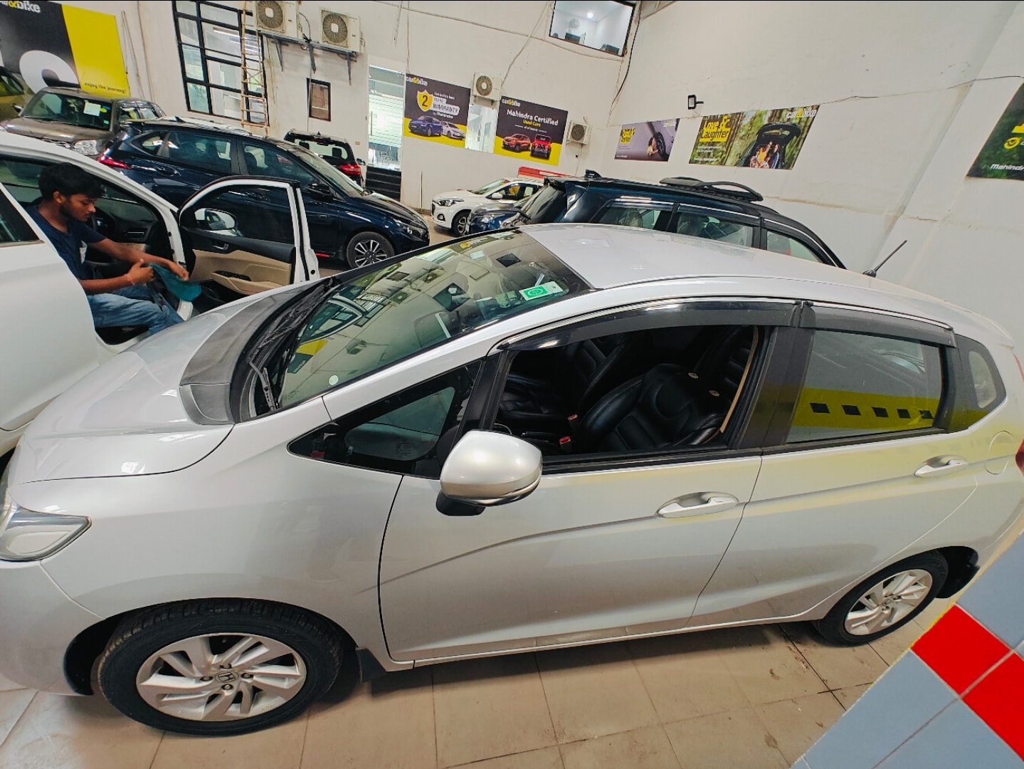 Jazz image 2 Jazz image 2