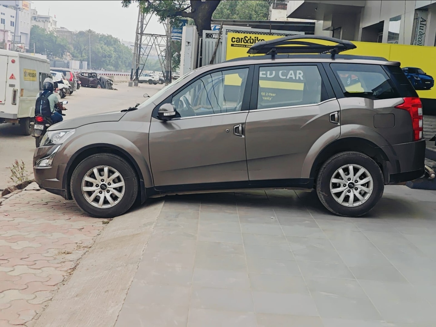 XUV500 image 2 XUV500 image 2