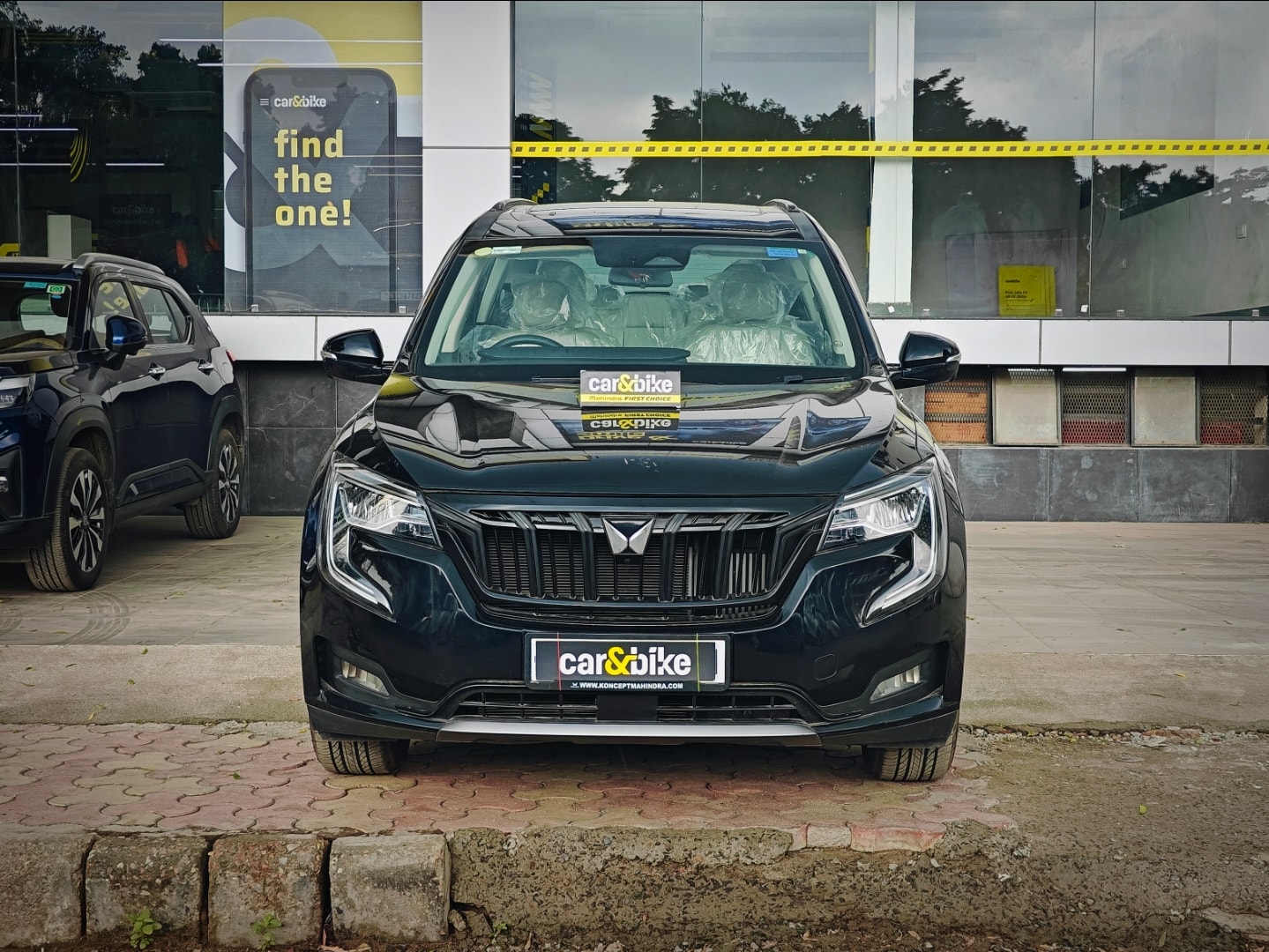 XUV700 image 6 XUV700 image 6