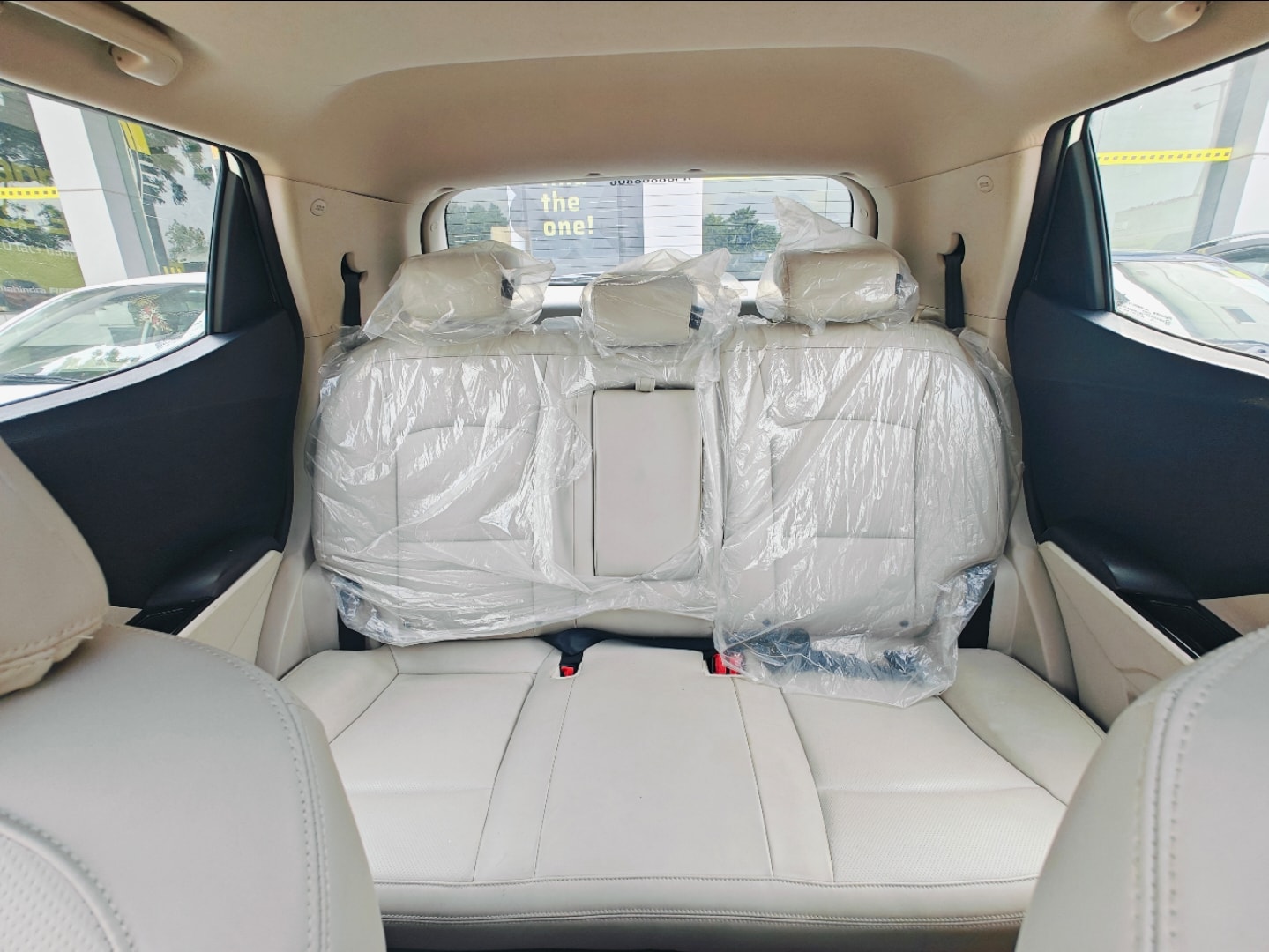 XUV300 image 15 XUV300 image 15