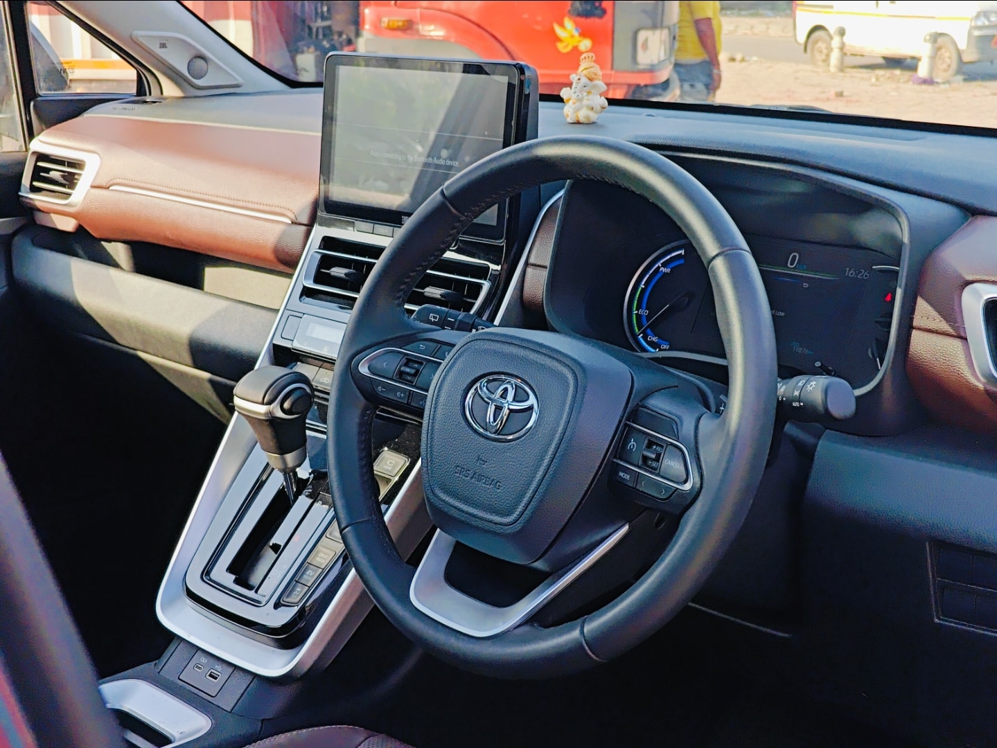 Innova Hycross image 13 Innova Hycross image 13