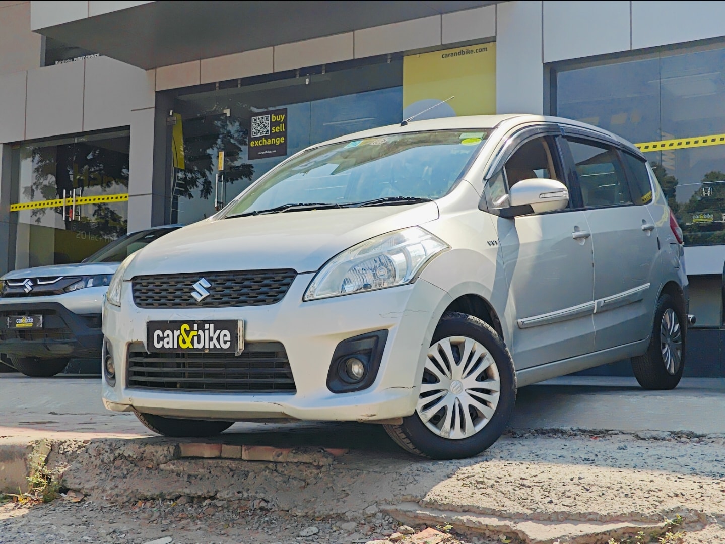 Ertiga image 1 Ertiga image 1