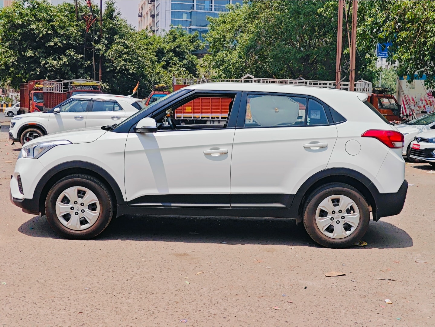 Creta image 2 Creta image 2