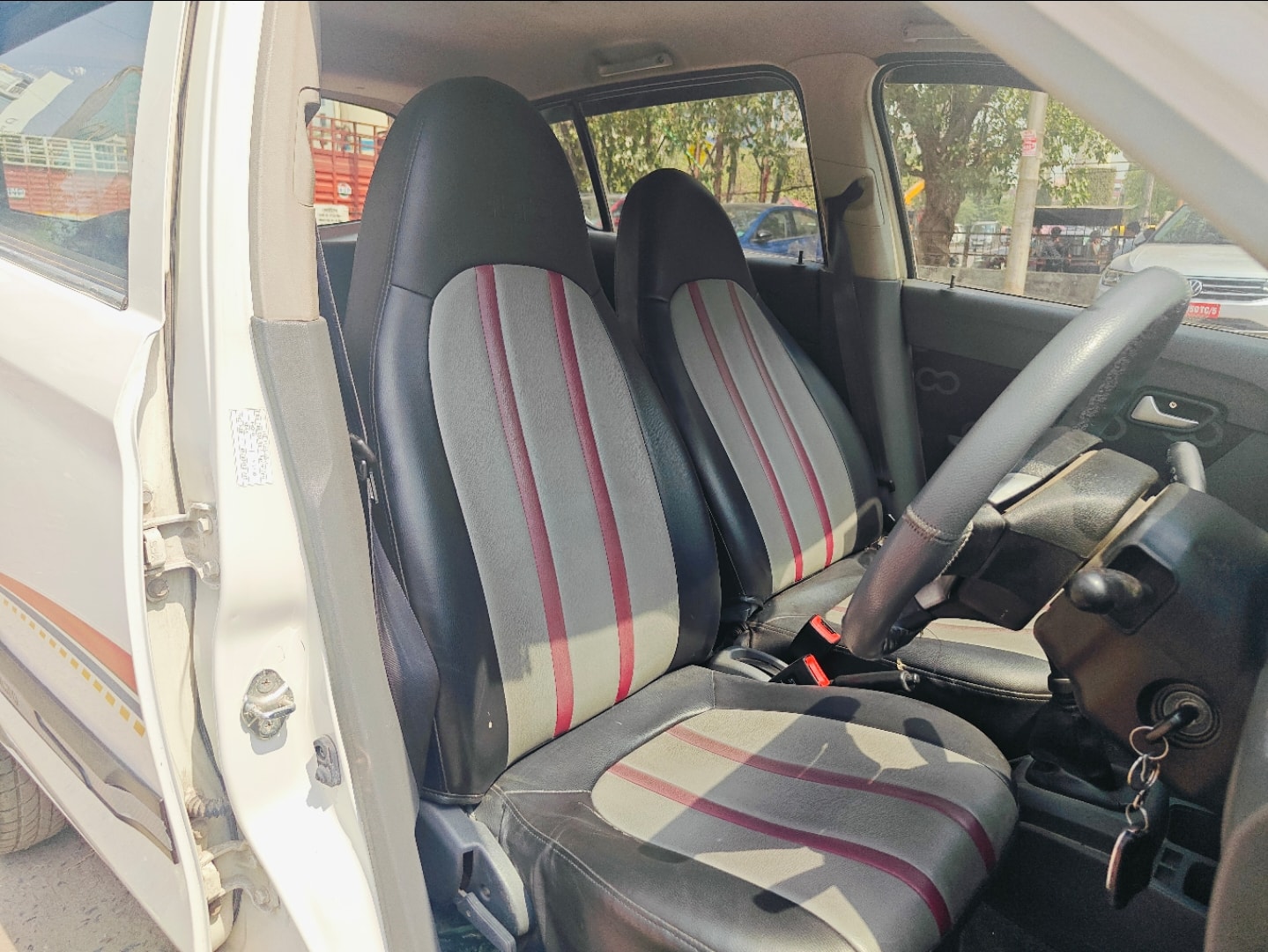 Alto 800 image 14 Alto 800 image 14