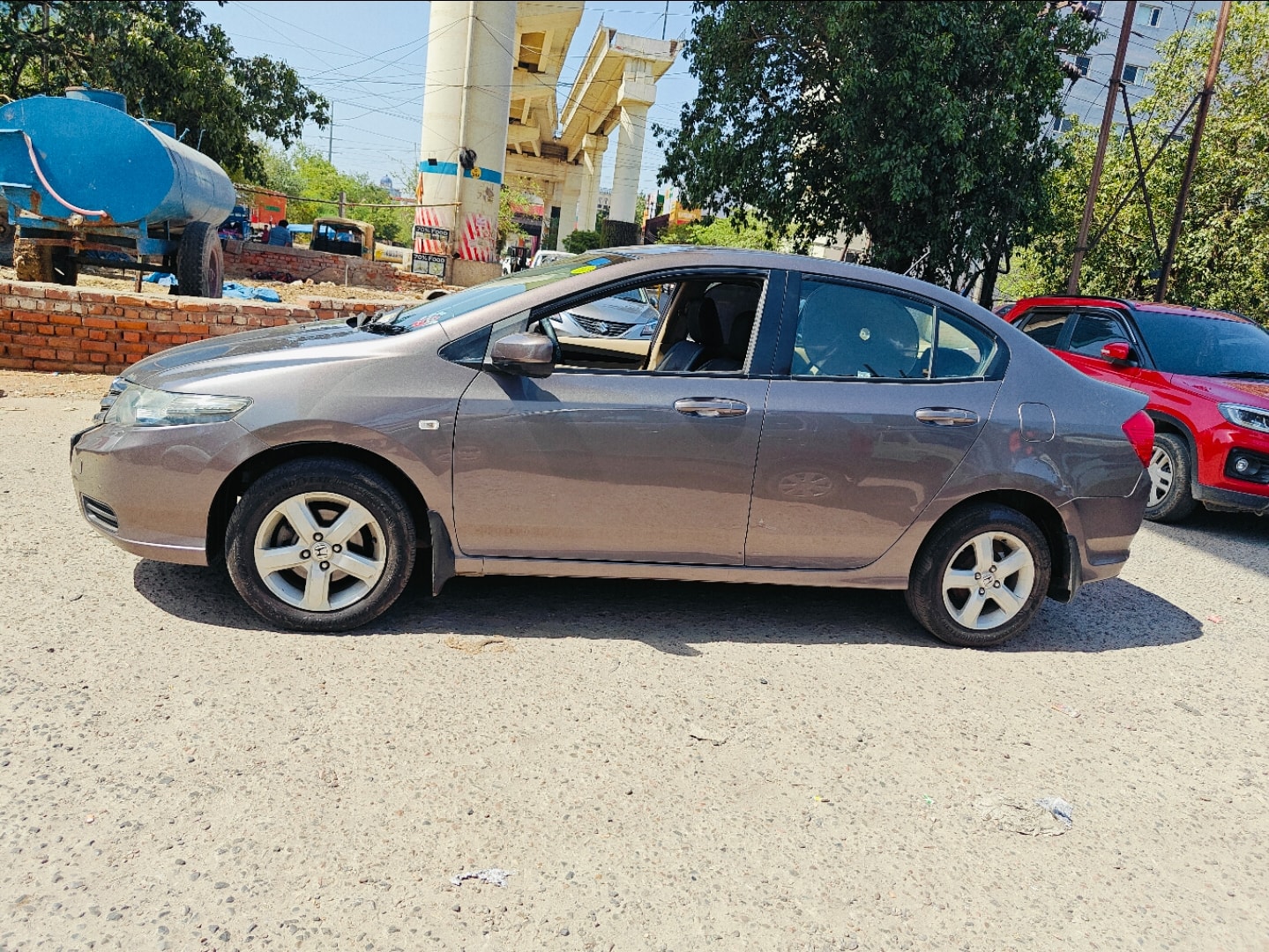 City image 2 City image 2