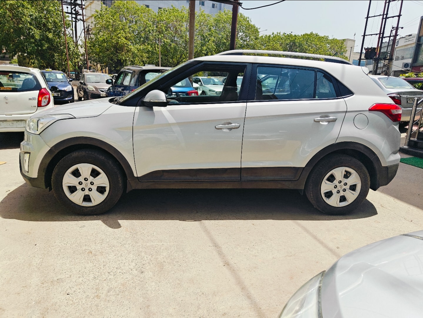 Creta image 2 Creta image 2