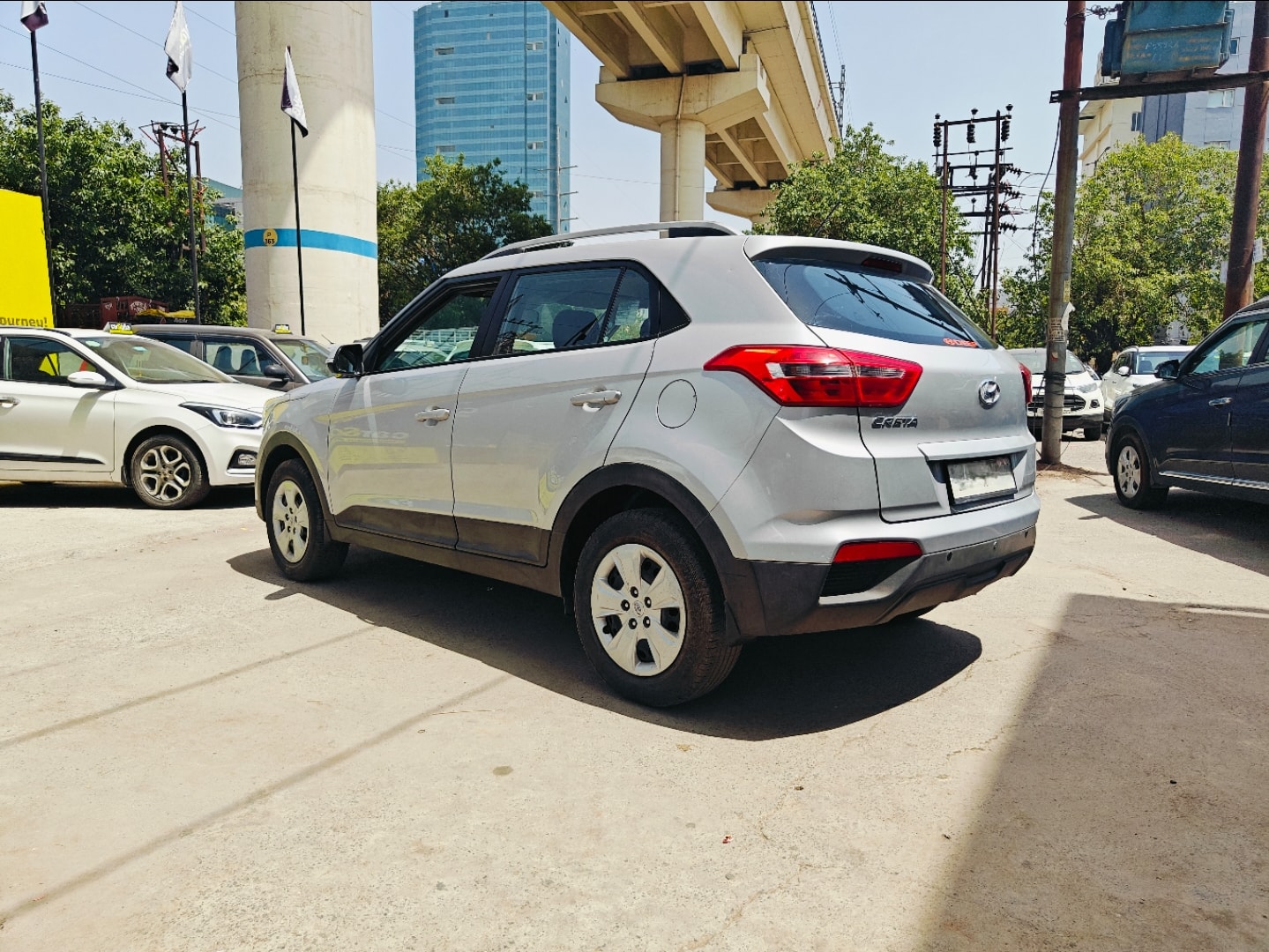 Creta image 3 Creta image 3