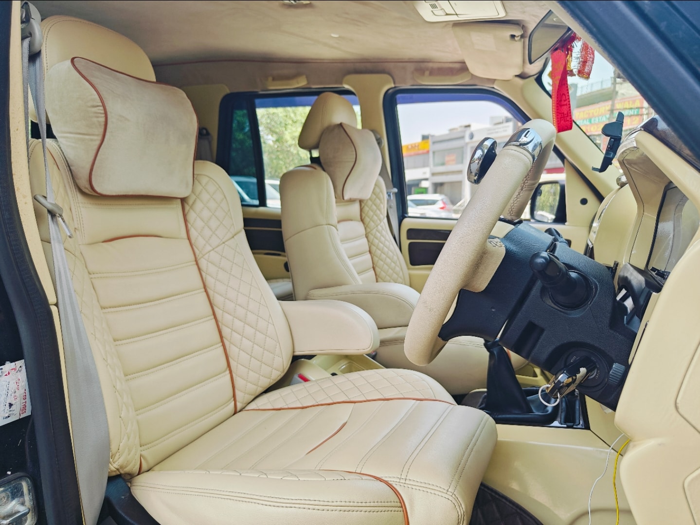 Scorpio image 12 Scorpio image 12