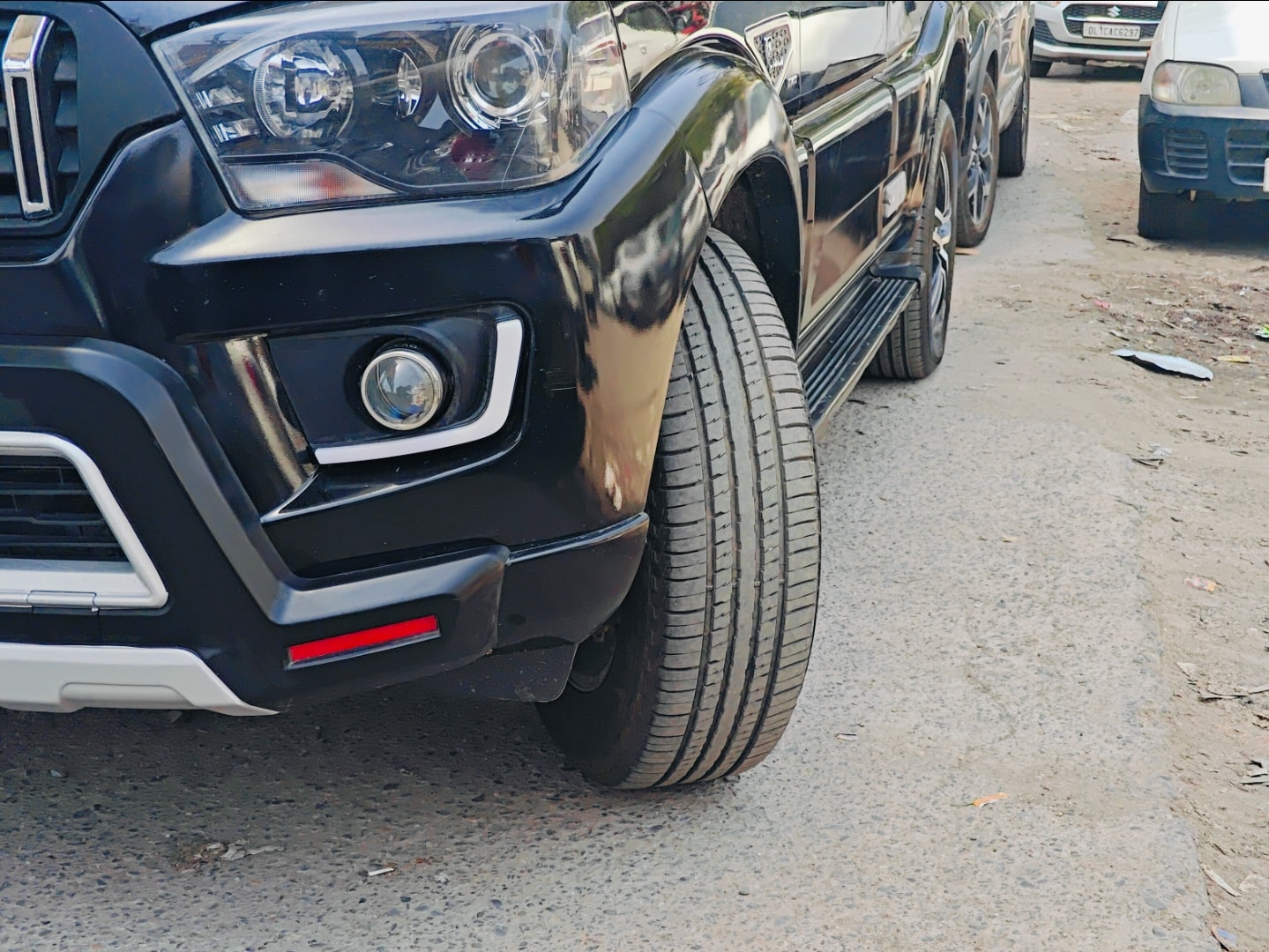 Scorpio image 8 Scorpio image 8