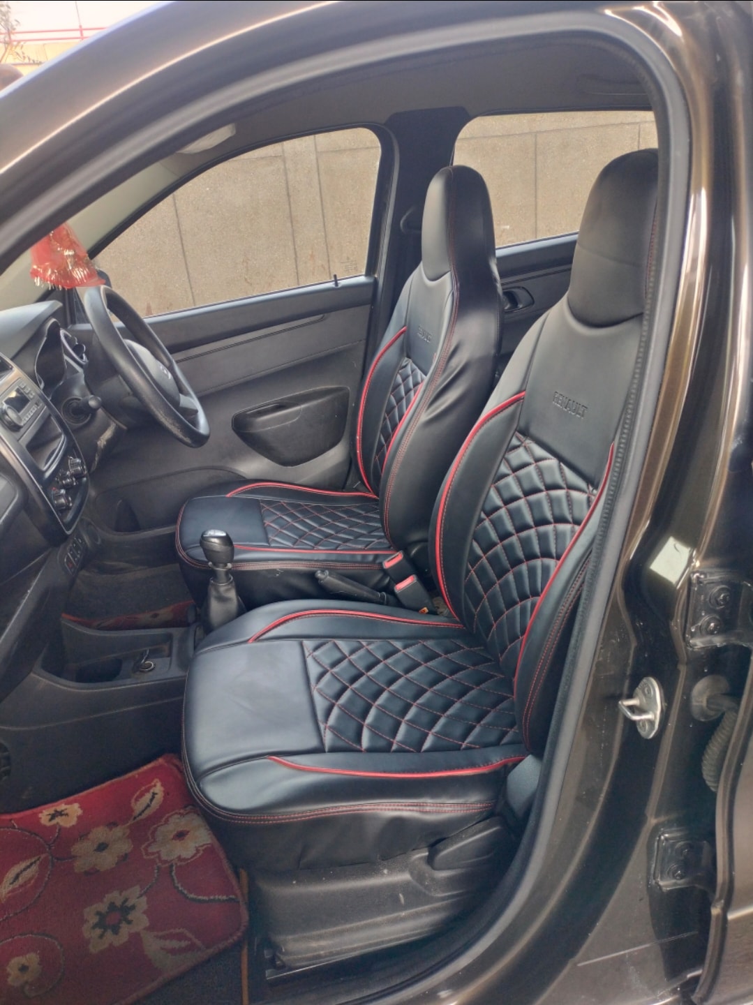 Kwid image 16 Kwid image 16