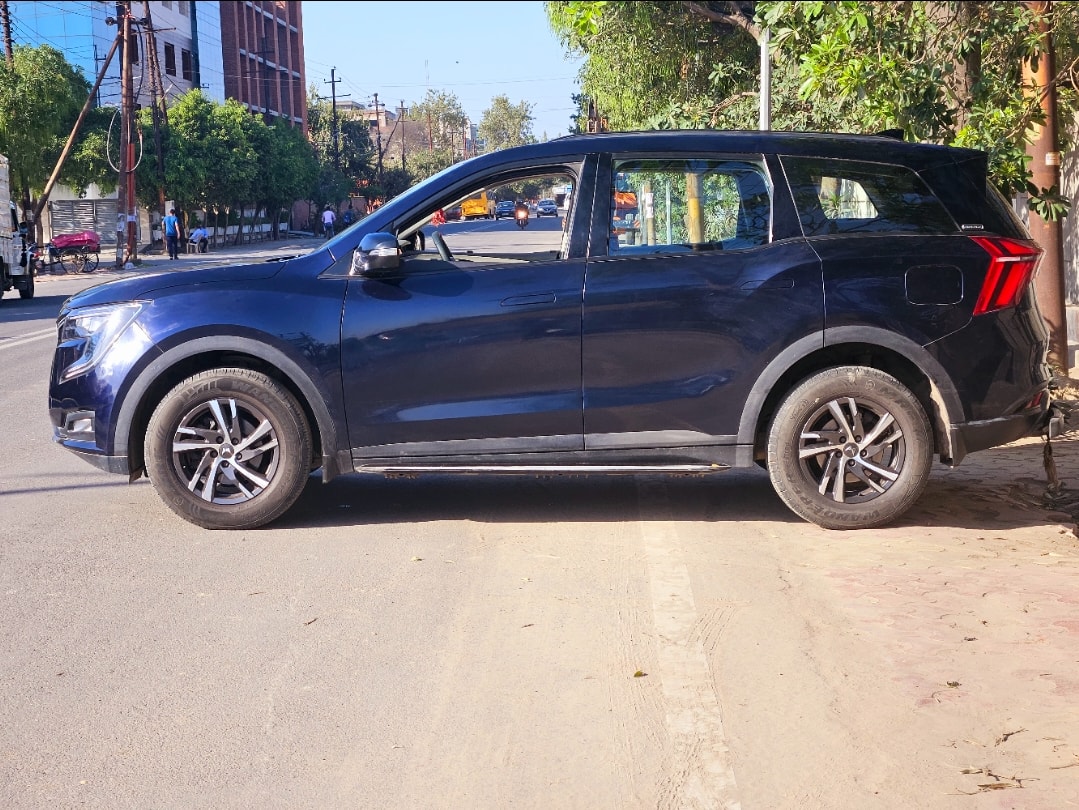 XUV700 image 2 XUV700 image 2