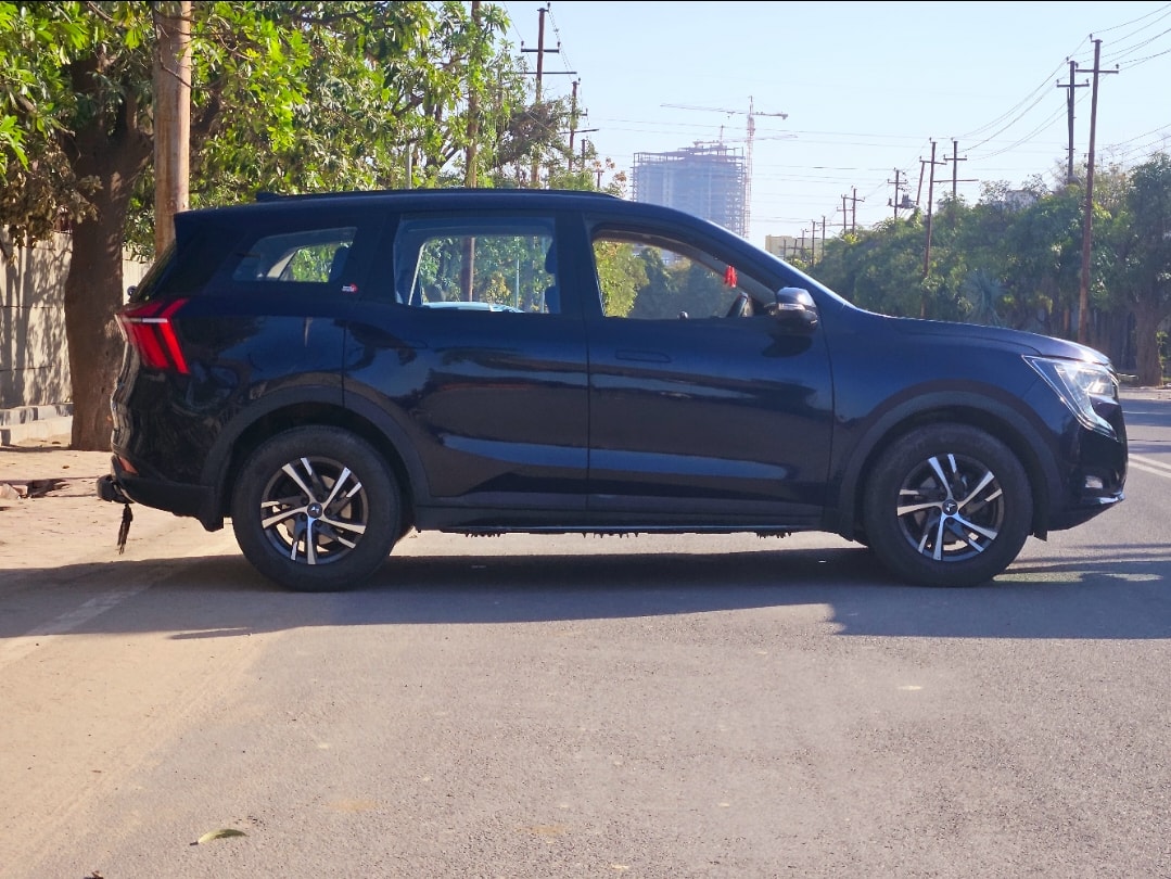 XUV700 image 4 XUV700 image 4