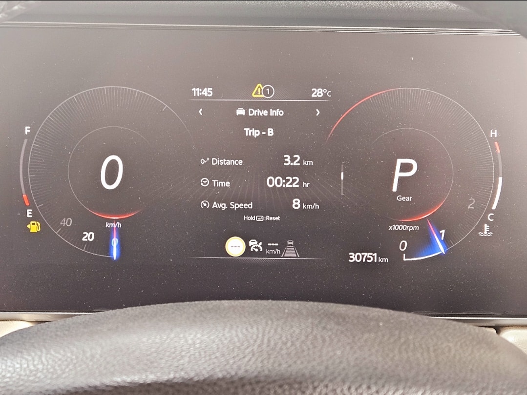 XUV700 image 11 XUV700 image 11