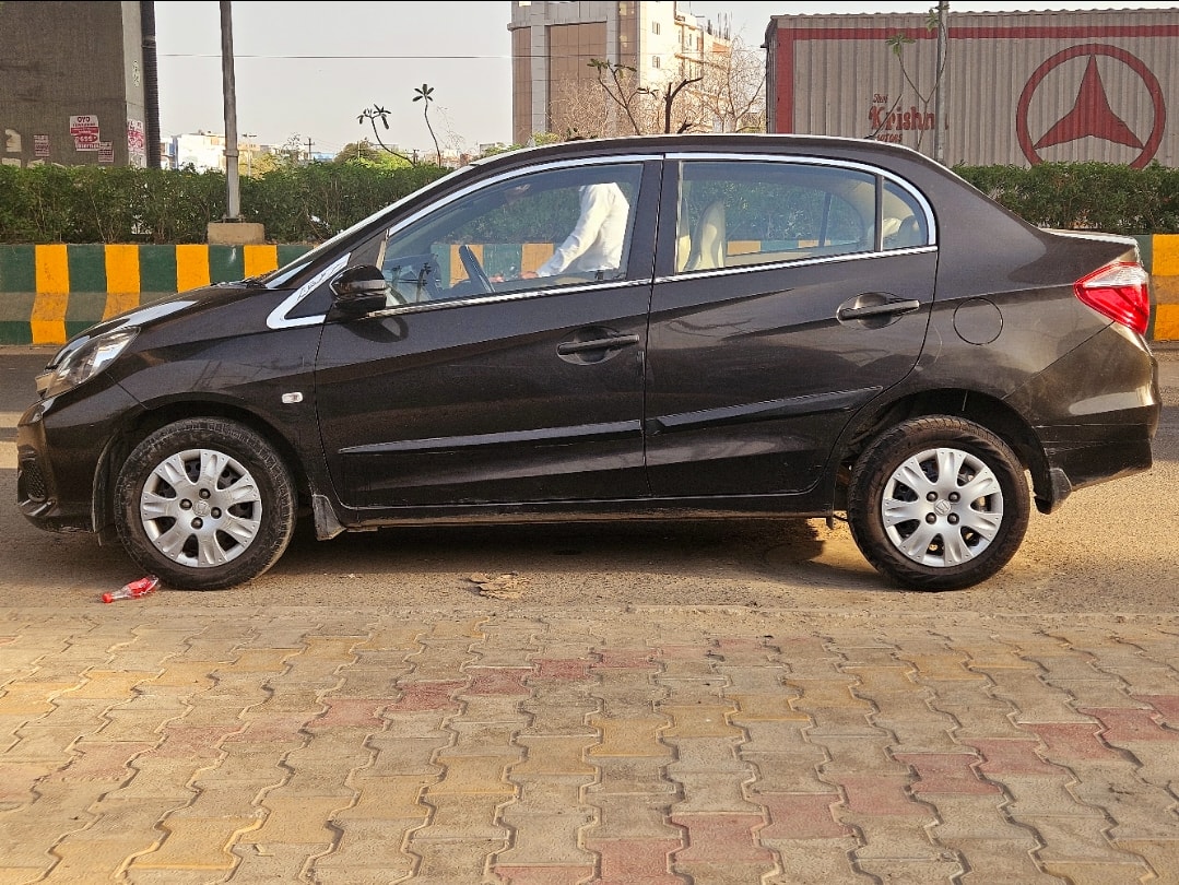 Amaze image 2 Amaze image 2