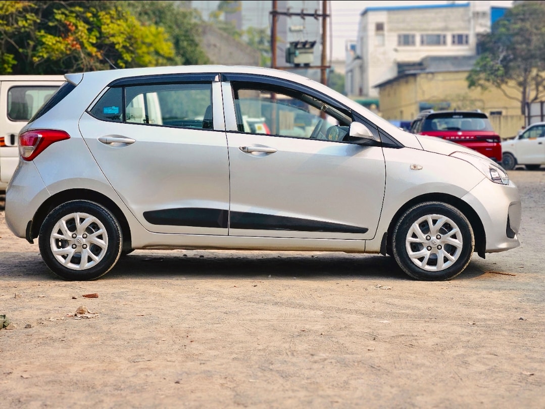 Grand i10 image 6 Grand i10 image 6