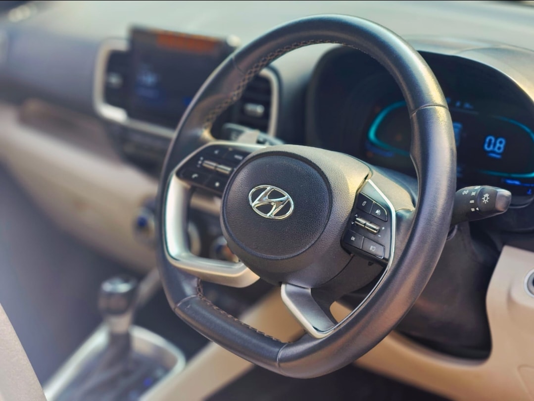 Used 2022 Hyundai Venue Used 2022 Hyundai Venue